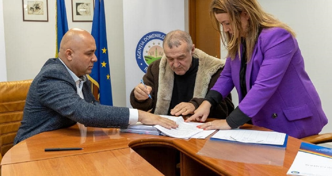 Gigi Becali a semnat unul dintre cele mai mari contracte din istoria României. 