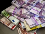 900.000 de euro mită pentru Elena Udrea, aduși într-o geantă la minister