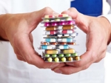 Aproape 800 de medicamente şi vaccinuri pentru afecţiuni oncologice, în stadiu de cercetare în SUA