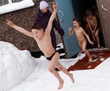 Cum sunt pregătiţi copiii în Rusia pentru gerul siberian FOTO