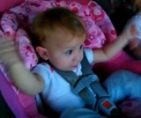 Gangnam Style a facut inca o "victima" in randul bebelusilor VIDEO
