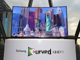 Samsung a adus in Romania televizoarele curbate Ultra HD