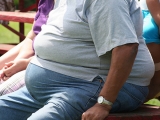 STUDIU: Excesul de greutate şi obezitatea cresc riscul de apariţie a 10 tipuri de cancer