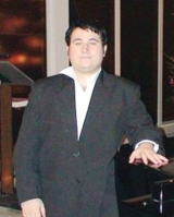 Tenorul George Valentin Dragomir, denigrat de Facultatea de Muzică din Braşov  (II)