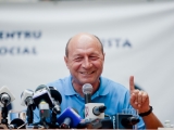 Traian Băsescu, pe Facebook: „Penibilii de la Transporturi - poate subiect la consultări?