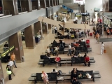 Zboruri anulate pe Otopeni din cauza grevei controlorilor de zbor din Franța